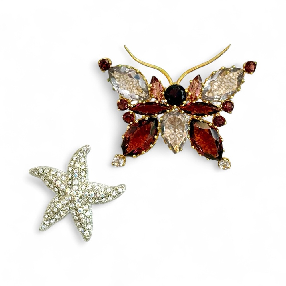 Set of 2 Vintage Costume Brooches – Starfish & Butterfly 🦋⭐️